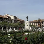 Historia y curiosidades de la Plaza de Cervantes