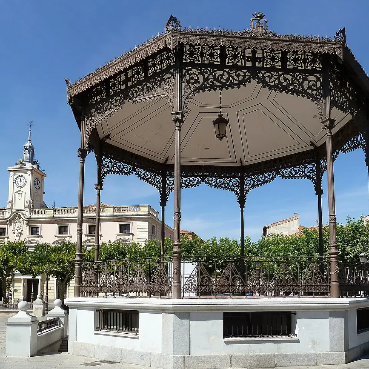 Templete Plaza de Cervantes-Alcalá de Henares